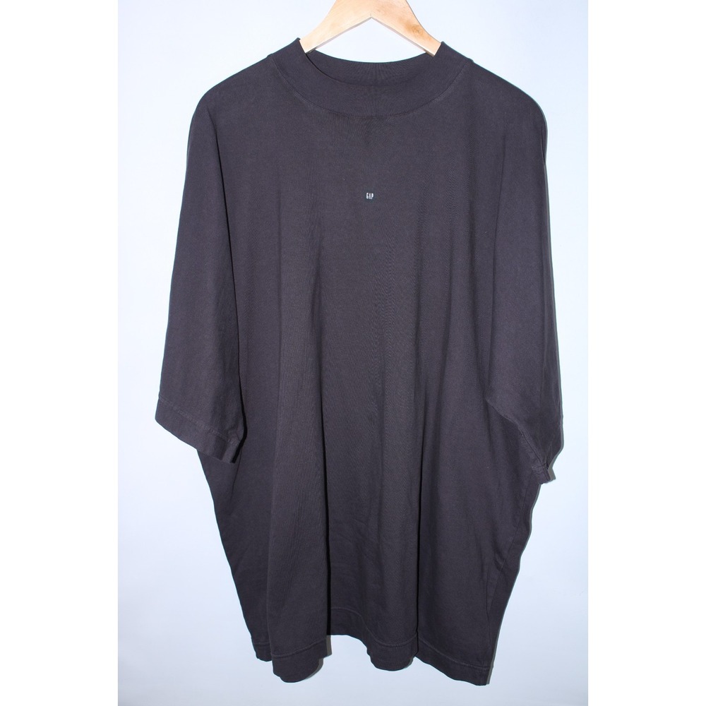 GAP x YZY Men's Medium Black Short Sleeve Oversized T-Shirt